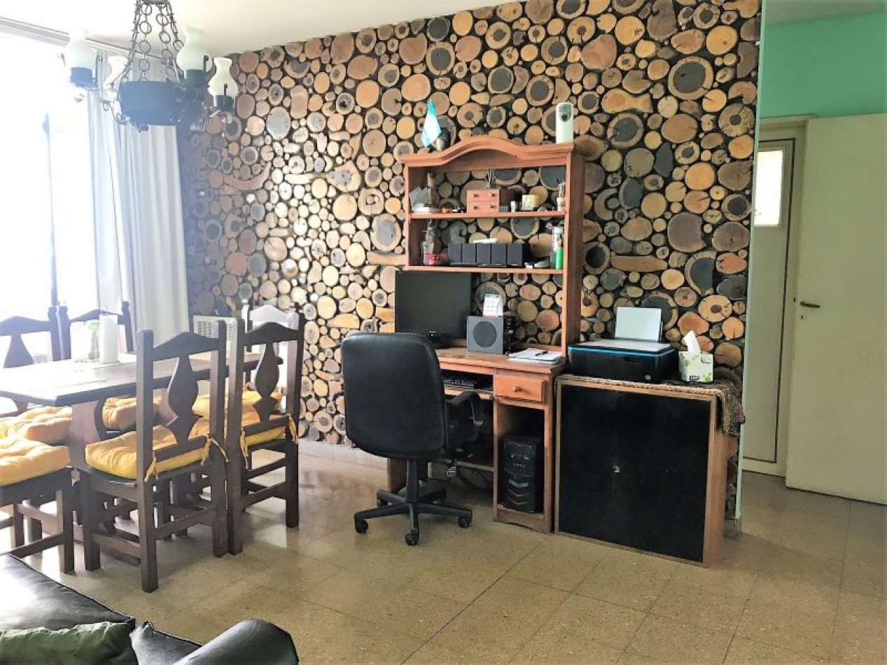 VERSALLES,3AMB,FRENT,BALCON,BAULERA, MUY BUEN ESTADO/UBICACION,LUMINOSO, AMPLIO,EDIFICIO TORRE, 