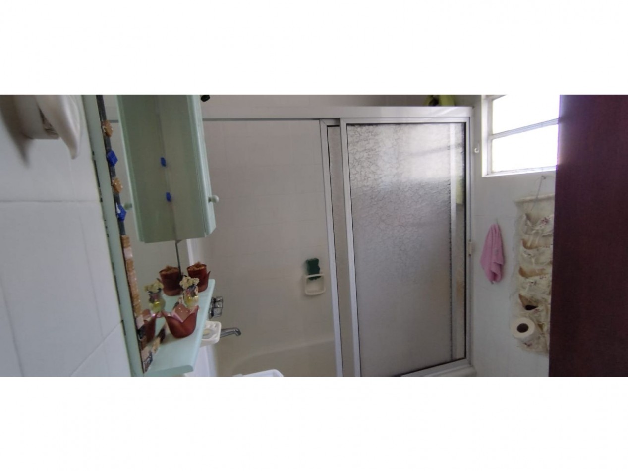 VILLA GENERAL MITRE/2 AMB, 2 PISO ESCALERA, BUENA UBICACION, BAJO MANTENIMIENTO,OPORTUNIDAD, 