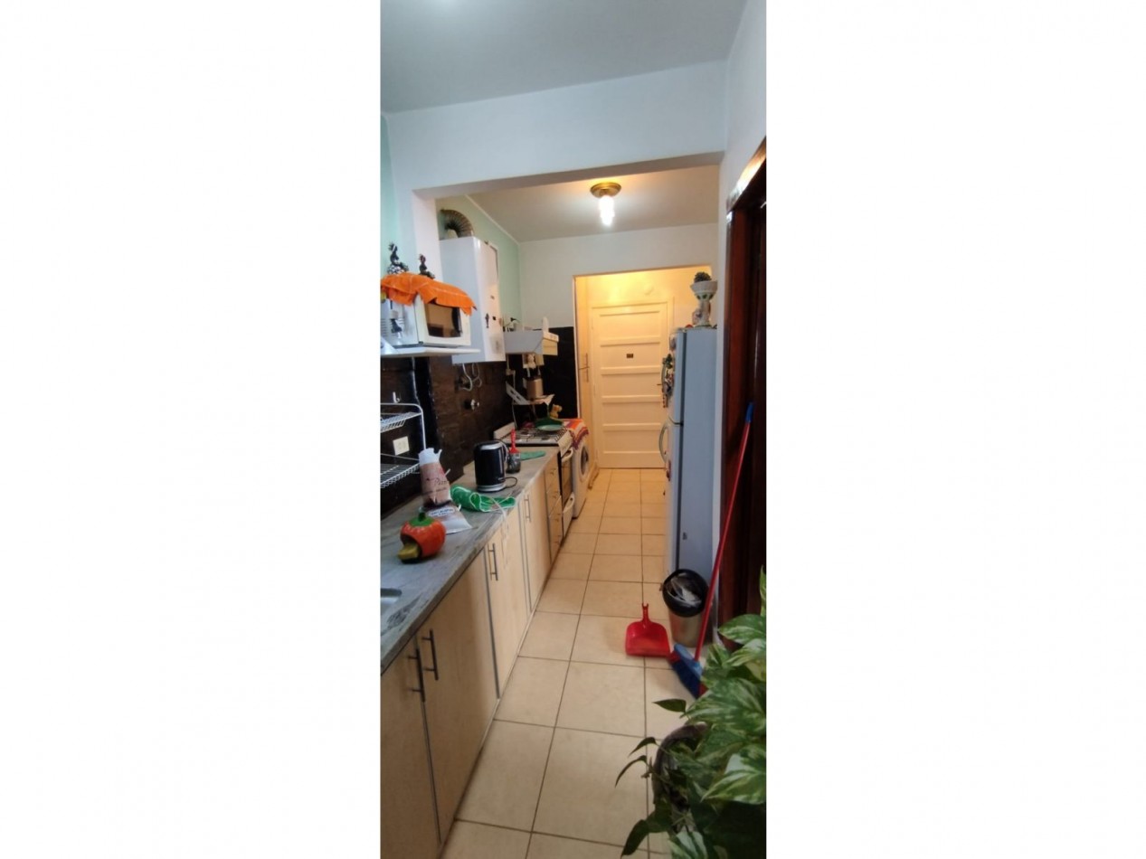 VILLA GENERAL MITRE/2 AMB, 2 PISO ESCALERA, BUENA UBICACION, BAJO MANTENIMIENTO,OPORTUNIDAD, 