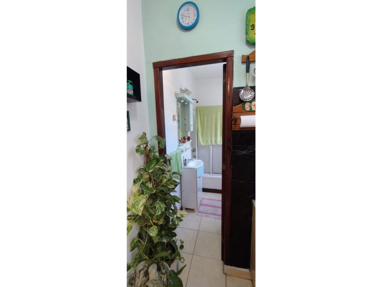 VILLA GENERAL MITRE/2 AMB, 2 PISO ESCALERA, BUENA UBICACION, BAJO MANTENIMIENTO,OPORTUNIDAD, 