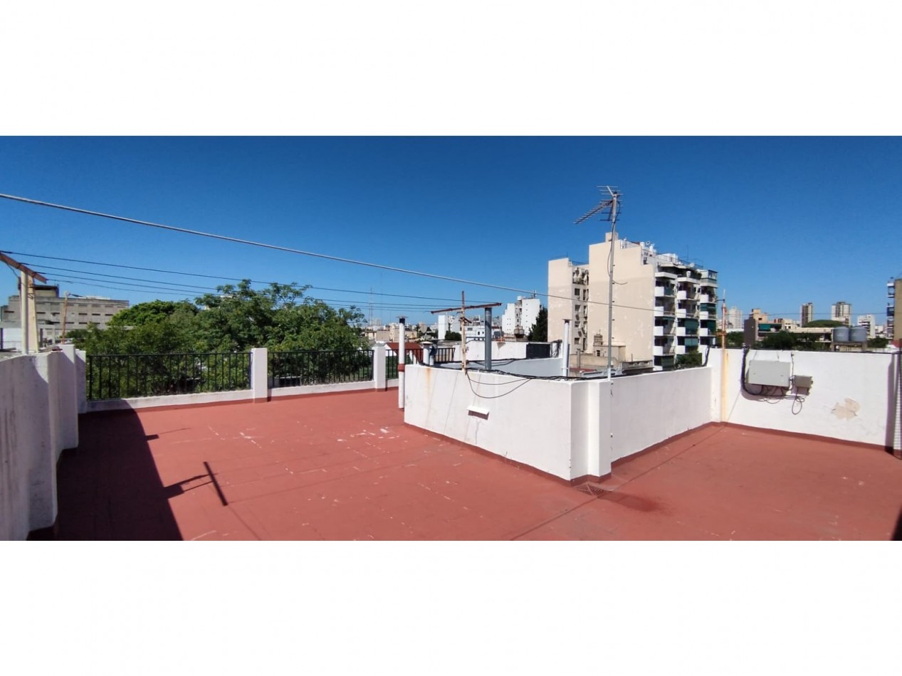 VILLA GENERAL MITRE/2 AMB, 2 PISO ESCALERA, BUENA UBICACION, BAJO MANTENIMIENTO,OPORTUNIDAD, 