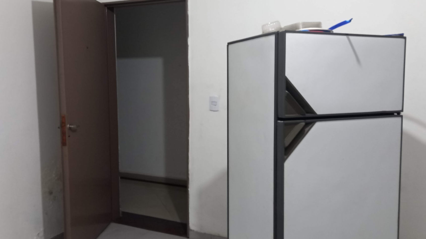 BALVANERA  2 AMBIENTES OPORTUNIDAD DIGNO DE VISITAR; USO COMERCIAL PROFESIONAL, VS OPCIONES, SUBTE,AVENIDAS, BUENA UBICACION
