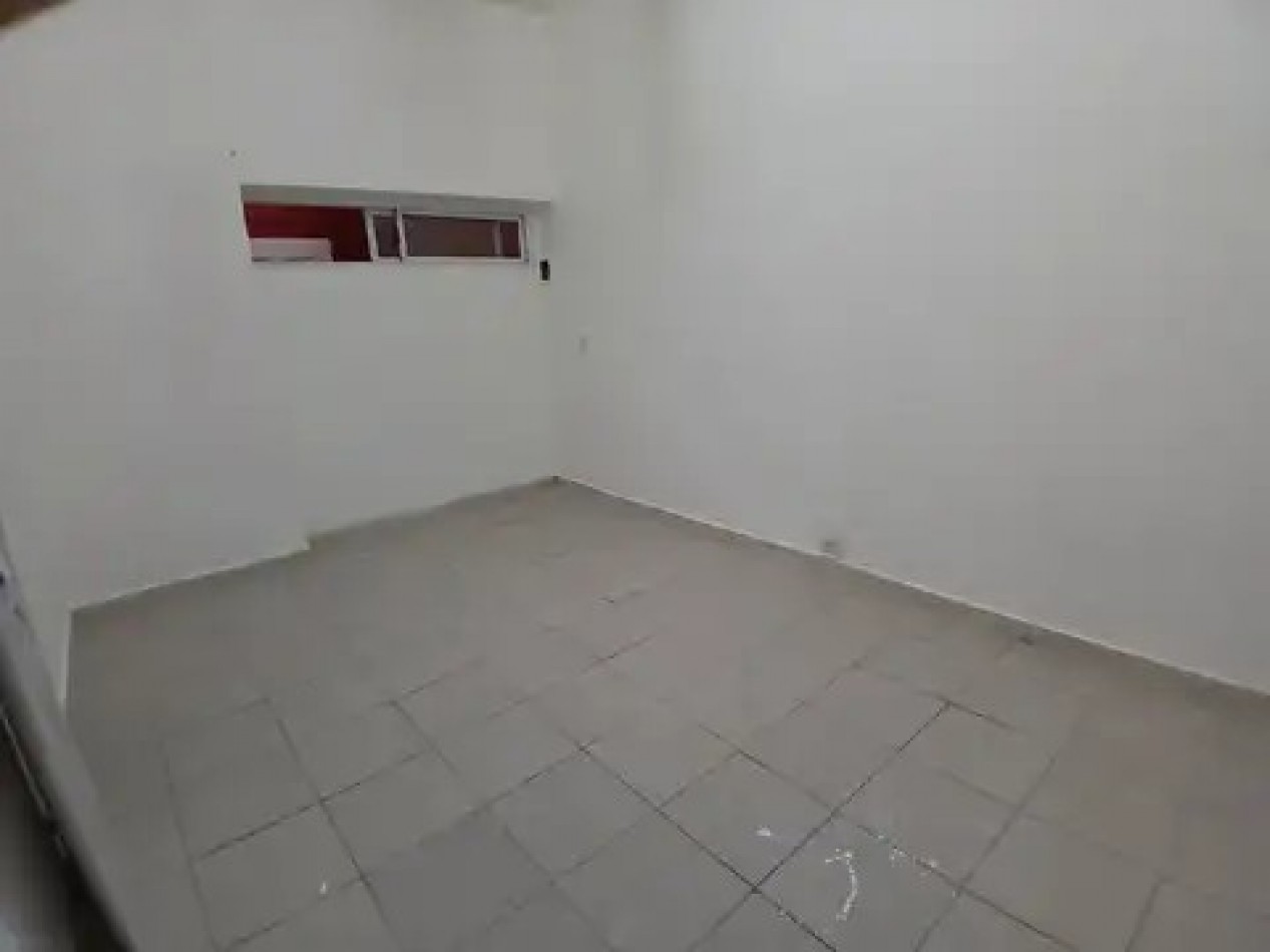 Barracas,Departamento tipo casa,3ambientes, buen estado general,bajo mantenimiento,patio,lavadero, Oportunidad,