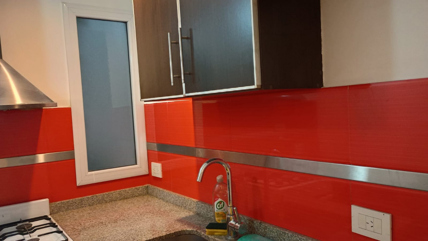 V/PUEYRREDON/MONOAMB,/VIVIENDA/ USO COMERCIAL/AP.PROFESIONAL/PATIO/,LAVADERO/DIGNO DE VER, BAJAS EXPENSAS,