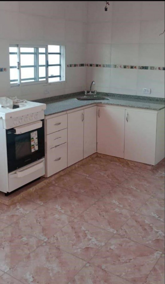 PARQUE LELOIR CASA DUPLEX 3 AMBIENTES ESTRENAR APTO CREDITO MUY BUEN ESTADO UBICACION,AMPLIO METRAJE,OPORTUNIDAD,