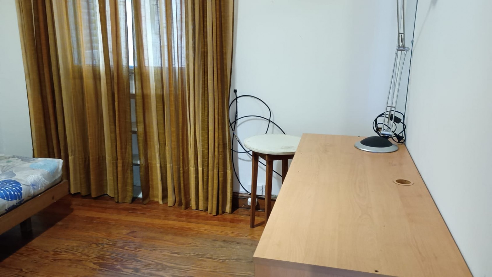 Centro,3ambientes,1 piso,lateral,interno,muy buen estado general y ubicacion,apto credito, ideal:inversores para alquiiler temporario, oportunidad