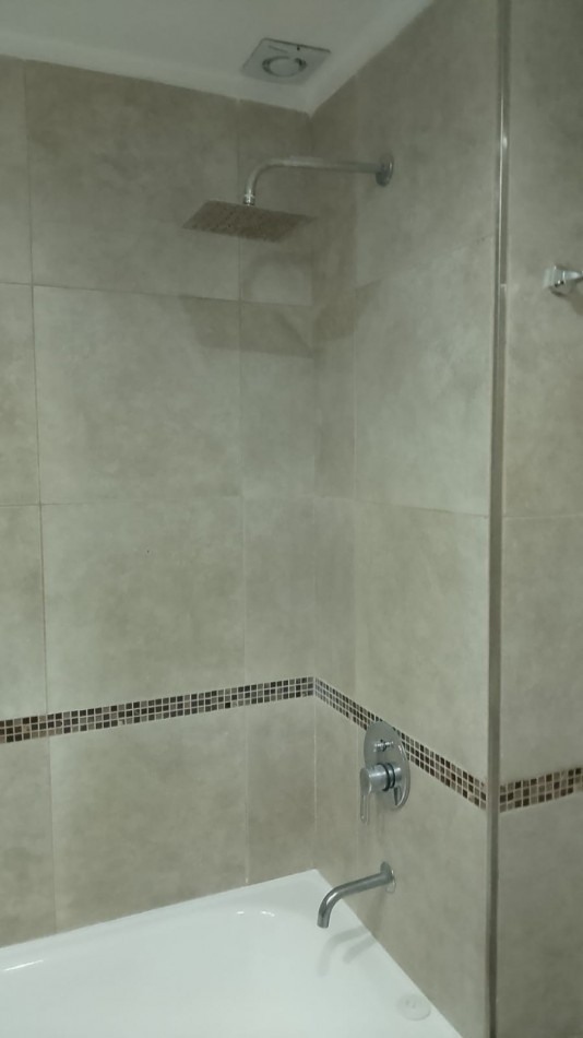 (V/URQUIZA,1AMBIENTE,)-USO COMERCIAL CON ,/COCHERA, SUBTE B, METROS PLAZA VILLA URQUIZA,BALCON SALIENTE, TODO LUZ UN CHICHE