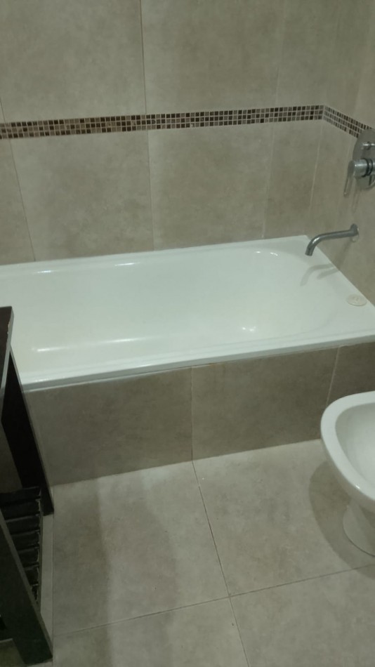 (V/URQUIZA,1AMBIENTE,)-USO COMERCIAL CON ,/COCHERA, SUBTE B, METROS PLAZA VILLA URQUIZA,BALCON SALIENTE, TODO LUZ UN CHICHE