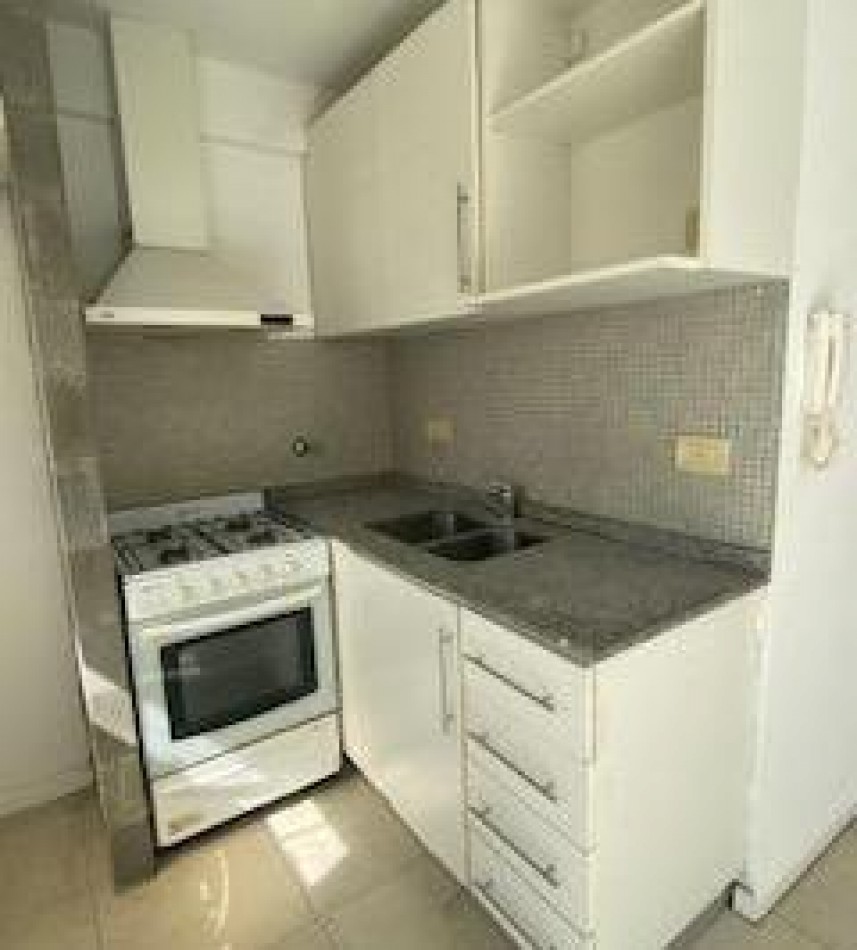 CABALLITO,2AMBIENTES,CONTRAFRENTE,44 METROS,COCHERA,BALCON SALIENTE,LAUNDRY,PARRILLA,TERRAZA, OPORTUNIDAD, DIGNO DE VER, 