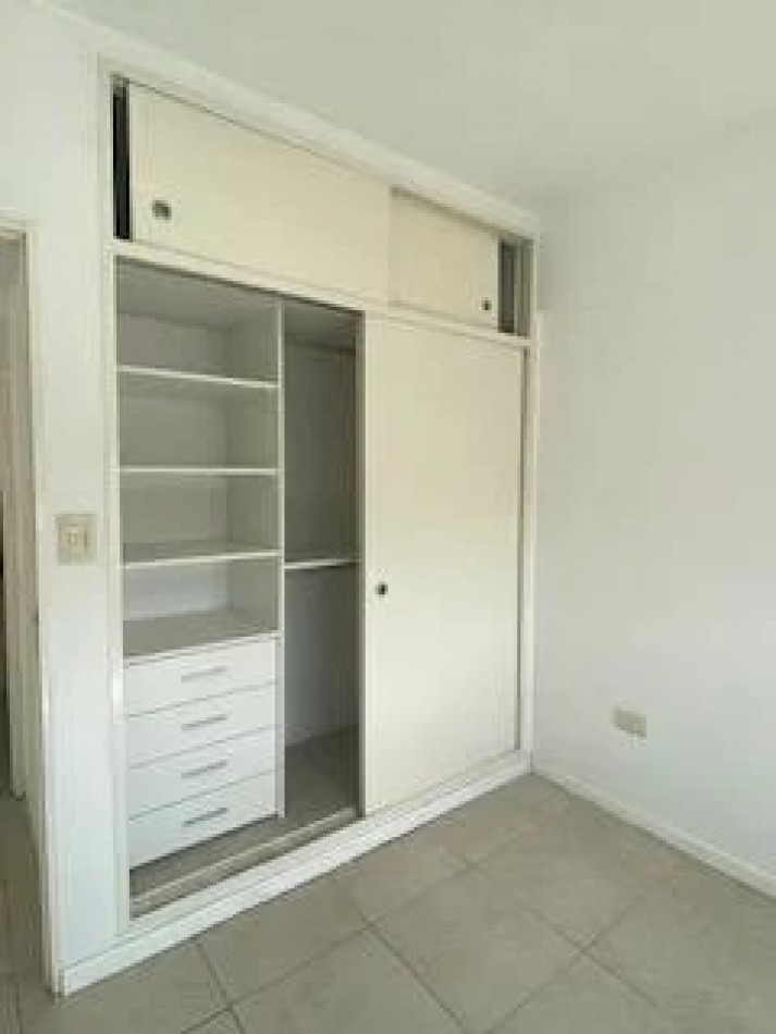 CABALLITO,2AMBIENTES,CONTRAFRENTE,44 METROS,COCHERA,BALCON SALIENTE,LAUNDRY,PARRILLA,TERRAZA, OPORTUNIDAD, DIGNO DE VER, 