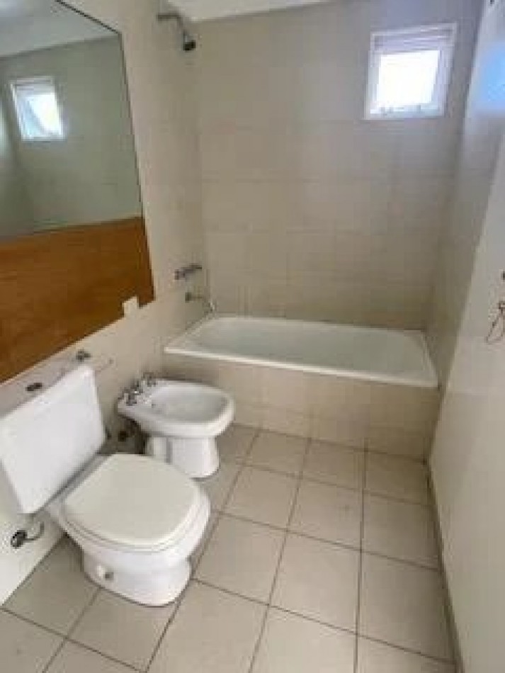 CABALLITO,2AMBIENTES,CONTRAFRENTE,44 METROS,COCHERA,BALCON SALIENTE,LAUNDRY,PARRILLA,TERRAZA, OPORTUNIDAD, DIGNO DE VER, 