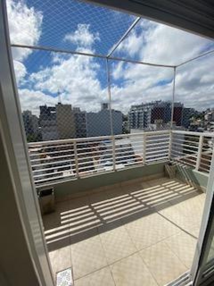 CABALLITO,2AMBIENTES,CONTRAFRENTE,44 METROS,COCHERA,BALCON SALIENTE,LAUNDRY,PARRILLA,TERRAZA, OPORTUNIDAD, DIGNO DE VER, 