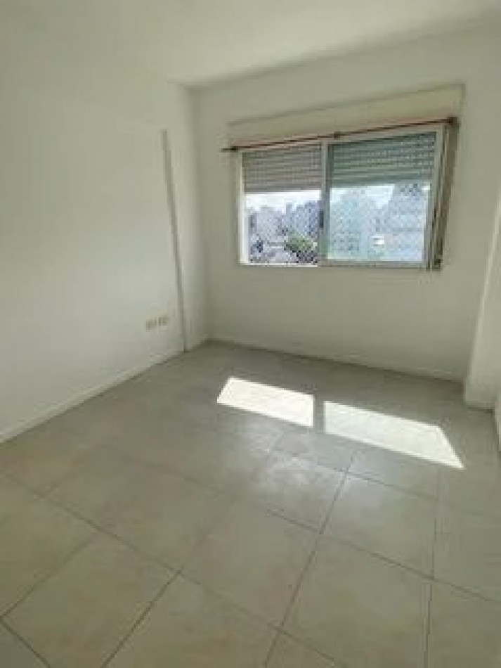 CABALLITO,2AMBIENTES,CONTRAFRENTE,44 METROS,COCHERA,BALCON SALIENTE,LAUNDRY,PARRILLA,TERRAZA, OPORTUNIDAD, DIGNO DE VER, 