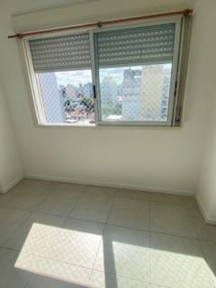 CABALLITO,2AMBIENTES,CONTRAFRENTE,44 METROS,COCHERA,BALCON SALIENTE,LAUNDRY,PARRILLA,TERRAZA, OPORTUNIDAD, DIGNO DE VER, 