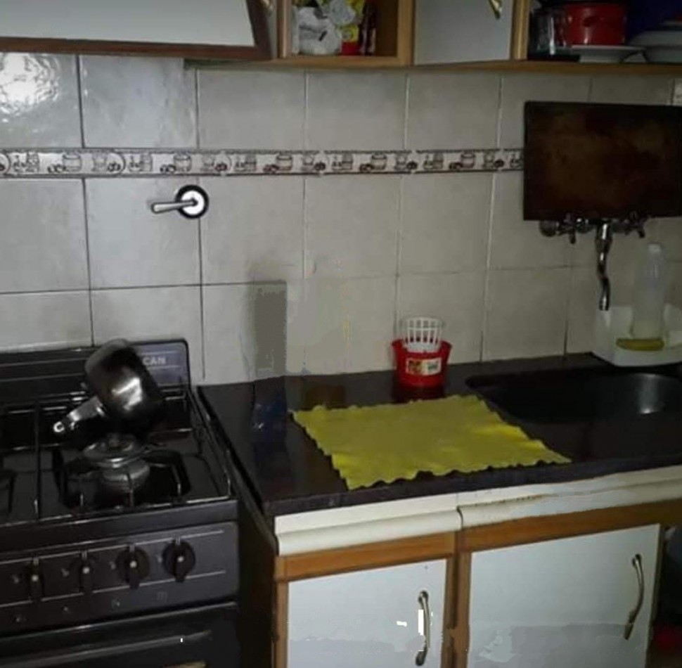 MAR DE AJO,2AMBIENTES,PLANTA BAJA, SOBRE AVENIDA COSTANERA,ZONA CENTRICA,METROS DEL MUELLE,OPORTUNIDAD, IDEAL INVERSORES O VACACIONES IDEALES