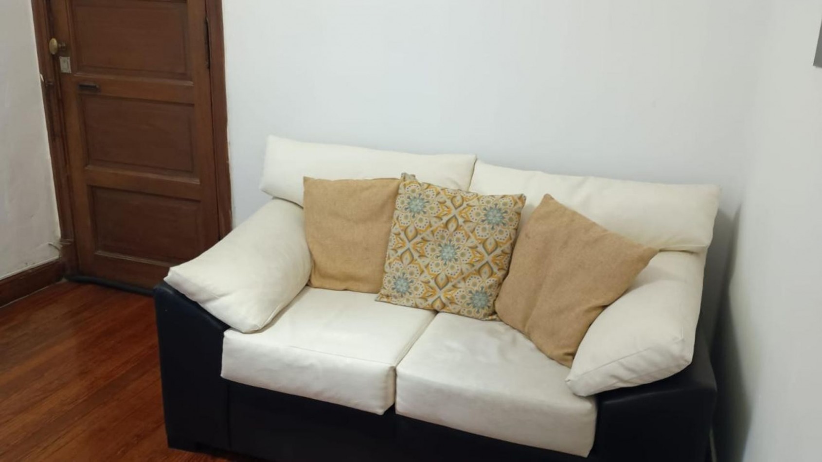 MICROCENTRO,3AMBIENTES,LATERAL,AMPLIO,LUMINOSO,MUY BUENA UBICACION Y ESTADO GENERAL, SUBTE B OPORTUNIDAD