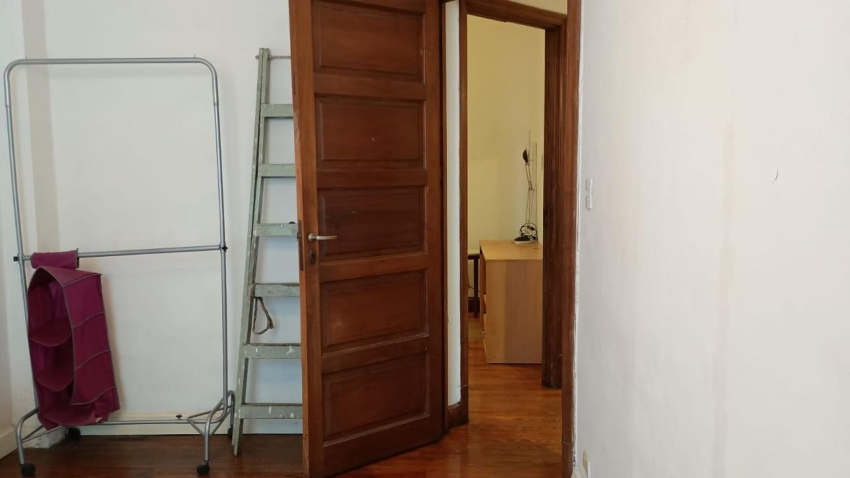 MICROCENTRO,3AMBIENTES,LATERAL,AMPLIO,LUMINOSO,MUY BUENA UBICACION Y ESTADO GENERAL, SUBTE B OPORTUNIDAD