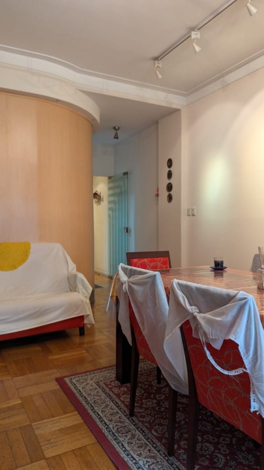 SAN CRISTOBAL,3AMBIENTES CON DEPENDENCIA, BALCON SALIENTE, CONTRAFRENTE, MUY BUENA UBICACION, CALIDAD CONSTRUCTIVA, OPORTUNIDAD