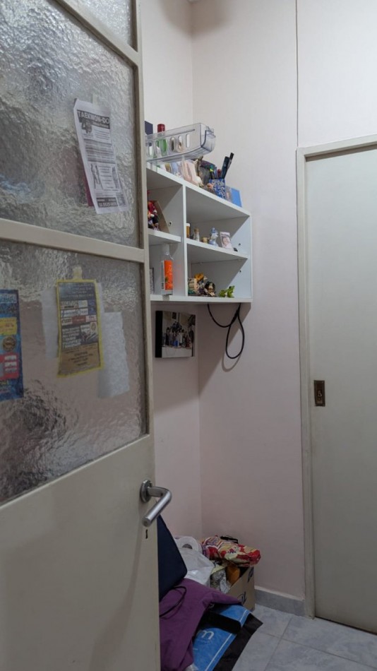 SAN CRISTOBAL,3AMBIENTES CON DEPENDENCIA, BALCON SALIENTE, CONTRAFRENTE, MUY BUENA UBICACION, CALIDAD CONSTRUCTIVA, OPORTUNIDAD