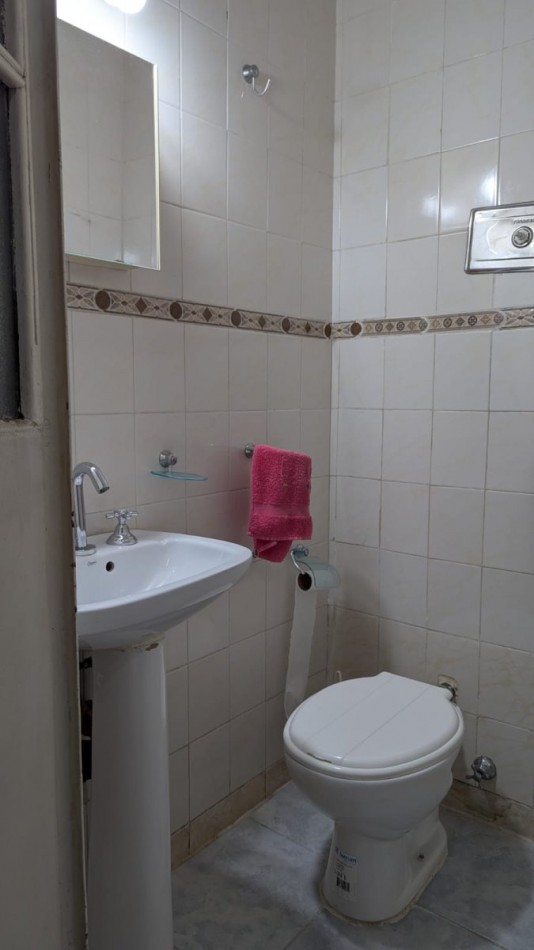 SAN CRISTOBAL,3AMBIENTES CON DEPENDENCIA, BALCON SALIENTE, CONTRAFRENTE, MUY BUENA UBICACION, CALIDAD CONSTRUCTIVA, OPORTUNIDAD