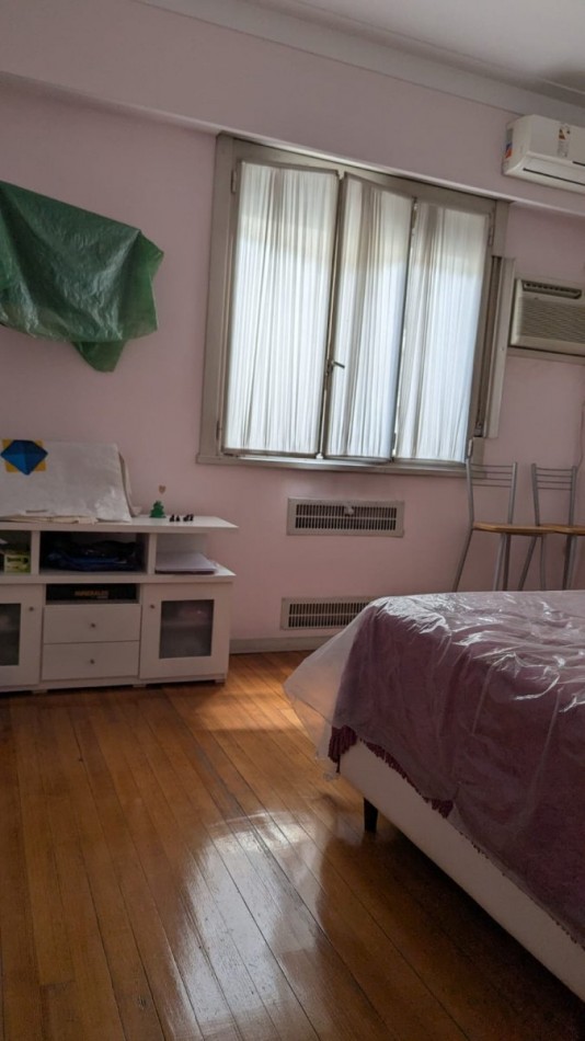 SAN CRISTOBAL,3AMBIENTES CON DEPENDENCIA, BALCON SALIENTE, CONTRAFRENTE, MUY BUENA UBICACION, CALIDAD CONSTRUCTIVA, OPORTUNIDAD