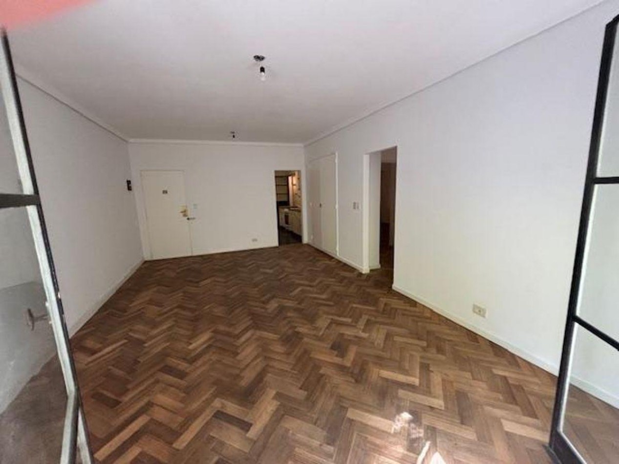 RECOLETA,3AMBIENTES,FRENTE,BALCON EXCELENTE ESTADO Y UBICACION, 