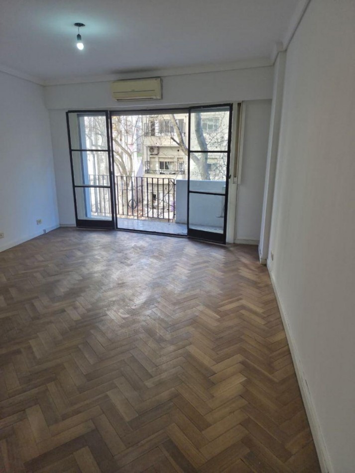 RECOLETA,3AMBIENTES,FRENTE,BALCON EXCELENTE ESTADO Y UBICACION, 
