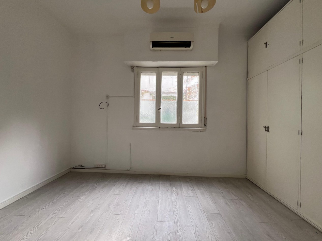 CABALLITO, 2 AMBIENTES, 1 PISO ESCALERA,FRENTE MB UBICACION, FERROCARRIL, SUBTE A Y ESTADO GENERAL, OPORTUNIDAD, SUBTE A, OPORTUNIDAD, BAJAS EXPENSAS, 