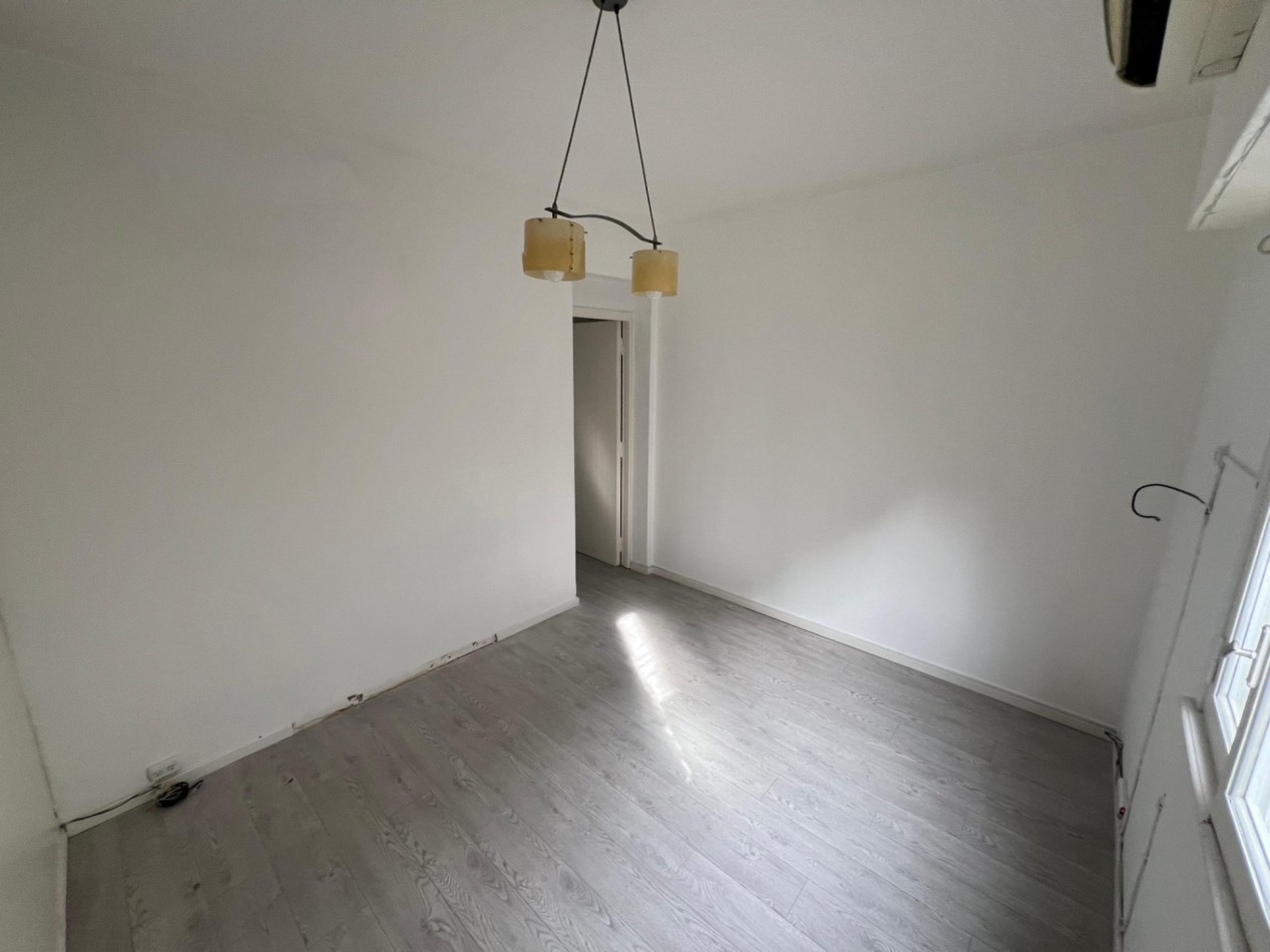 CABALLITO, 2 AMBIENTES, 1 PISO ESCALERA,FRENTE MB UBICACION, FERROCARRIL, SUBTE A Y ESTADO GENERAL, OPORTUNIDAD, SUBTE A, OPORTUNIDAD, BAJAS EXPENSAS, 