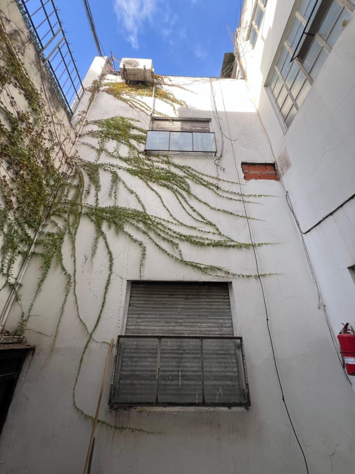 CABALLITO, 2 AMBIENTES, 1 PISO ESCALERA,FRENTE MB UBICACION, FERROCARRIL, SUBTE A Y ESTADO GENERAL, OPORTUNIDAD, SUBTE A, OPORTUNIDAD, BAJAS EXPENSAS, 