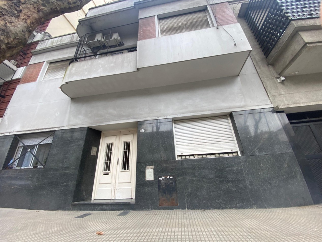 CABALLITO, 2 AMBIENTES, 1 PISO ESCALERA,FRENTE MB UBICACION, FERROCARRIL, SUBTE A Y ESTADO GENERAL, OPORTUNIDAD, SUBTE A, OPORTUNIDAD, BAJAS EXPENSAS, 
