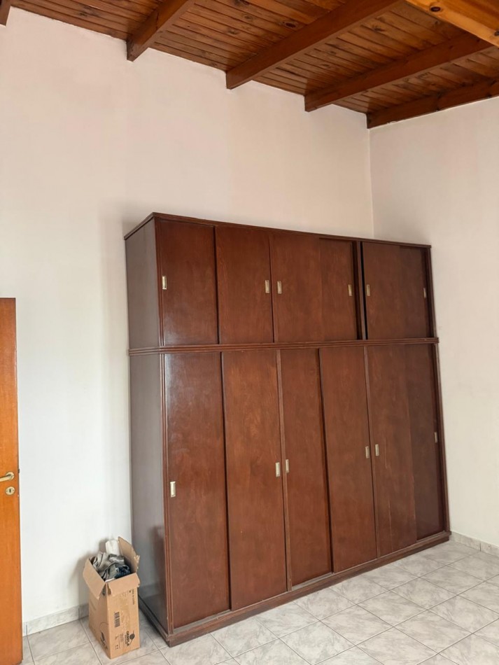 MATADEROS,CASA,LOTE PROPIO,4AMB,COCHERA, USO COMERCIAL-PROFESIONAL-OPORTUNIDAD DE INVERSION, BUENA UBICACION Y ARTERIAS DE ACCESO