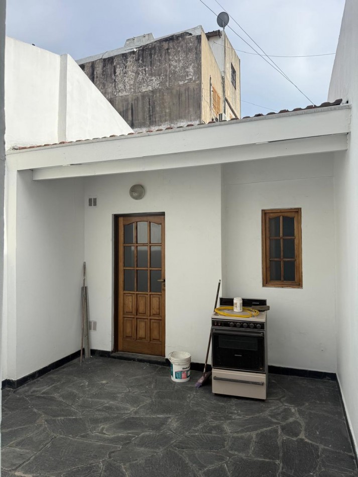 MATADEROS,CASA,LOTE PROPIO,4AMB,COCHERA, USO COMERCIAL-PROFESIONAL-OPORTUNIDAD DE INVERSION, BUENA UBICACION Y ARTERIAS DE ACCESO