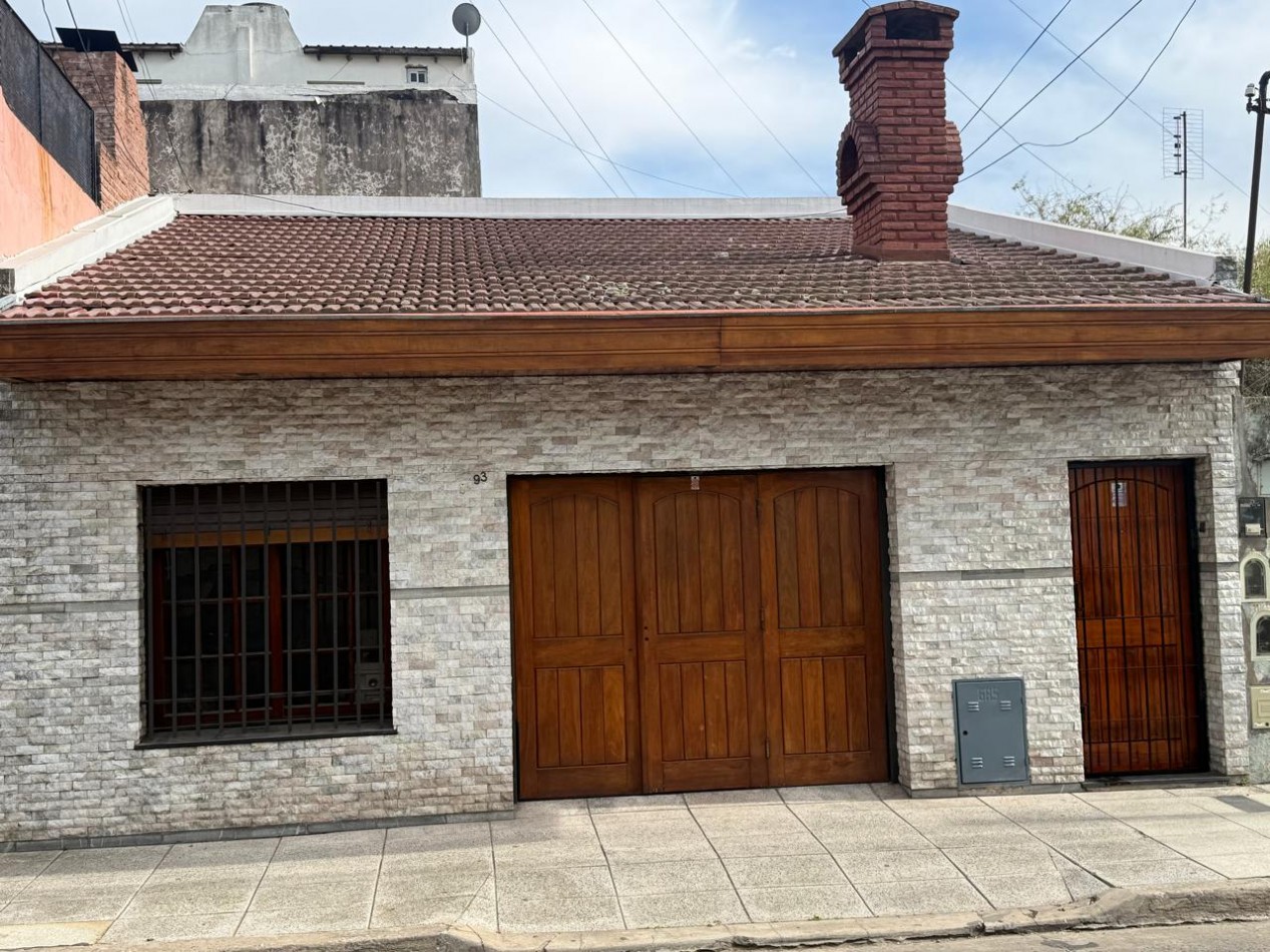 MATADEROS,CASA,LOTE PROPIO,4AMB,COCHERA, USO COMERCIAL-PROFESIONAL-OPORTUNIDAD DE INVERSION, BUENA UBICACION Y ARTERIAS DE ACCESO