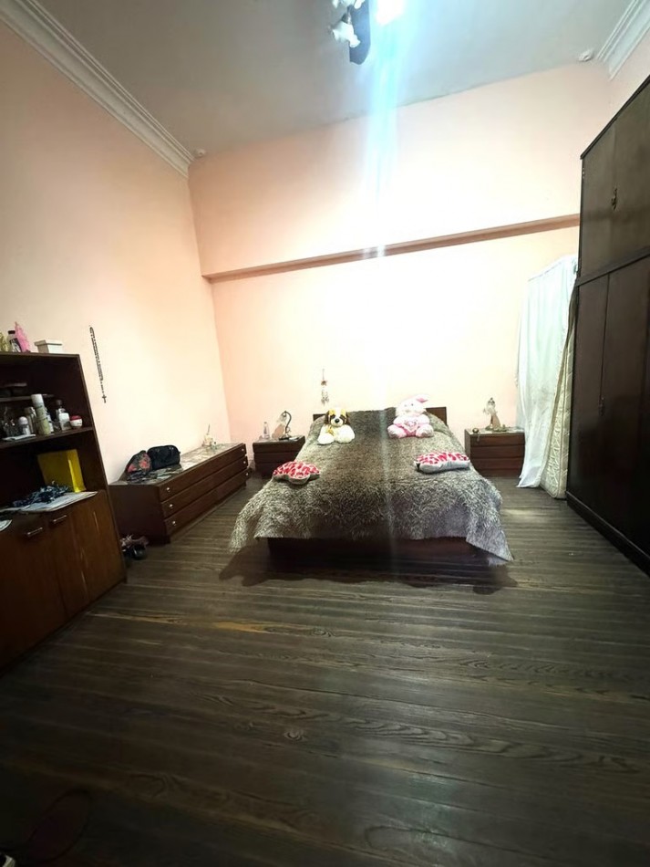 VERSALLES, CASA-4amb,cochera, jardin , oportunidad, 