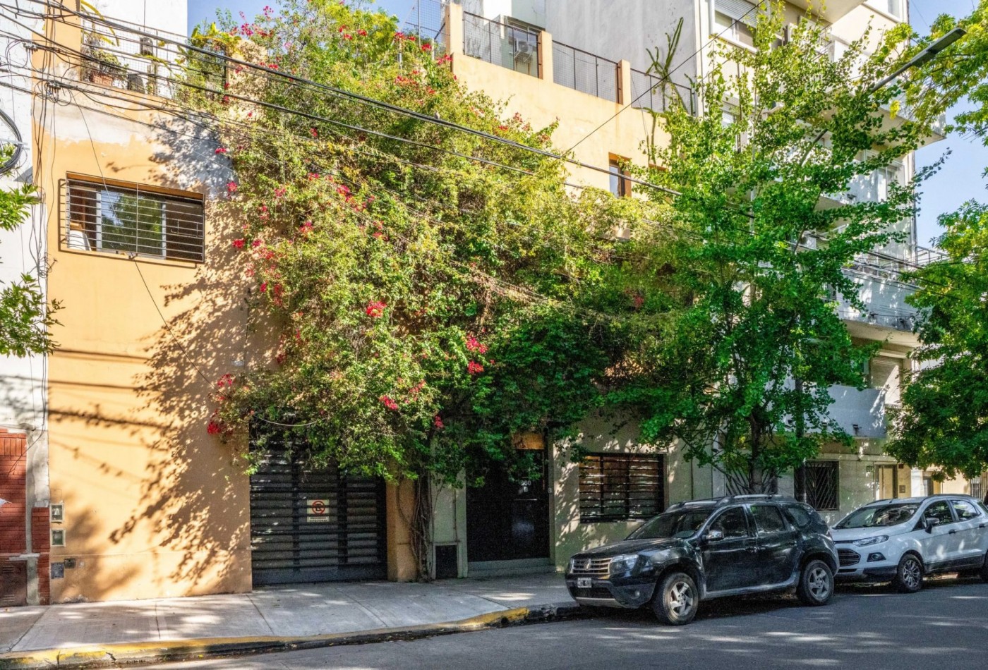 CABALLITO, CASA 5 AMBIENTES, C/COCHERA, TERRAZA,OFICINA ,AREA:COMERCIAL,RESIDENCIAL CERCANO A FERROCARRIL SARMIENTO, Y EXCELENTE ARTERIAS DE TRAFICO