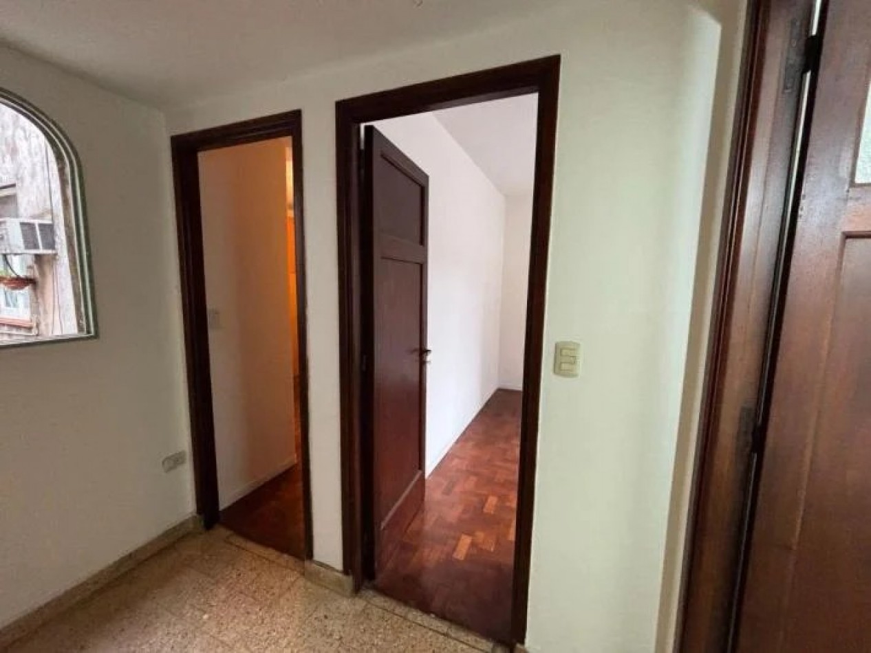 CABALLITO NORTE,PH 3AMBIENTES,1 PISO ESCALERA SIN EXPENSAS, MUY BUEN ESTADO Y UBICACION OPORTUNIDAD