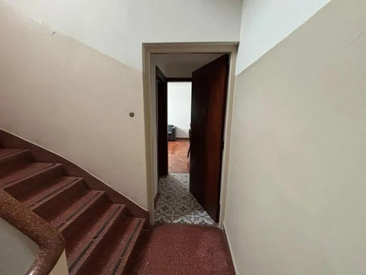 CABALLITO NORTE,PH 3AMBIENTES,1 PISO ESCALERA SIN EXPENSAS, MUY BUEN ESTADO Y UBICACION OPORTUNIDAD