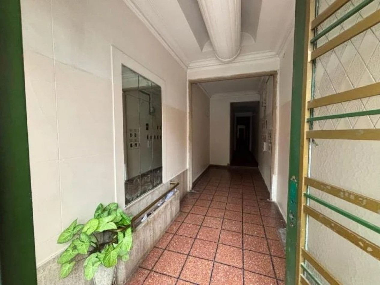 CABALLITO NORTE,PH 3AMBIENTES,1 PISO ESCALERA SIN EXPENSAS, MUY BUEN ESTADO Y UBICACION OPORTUNIDAD