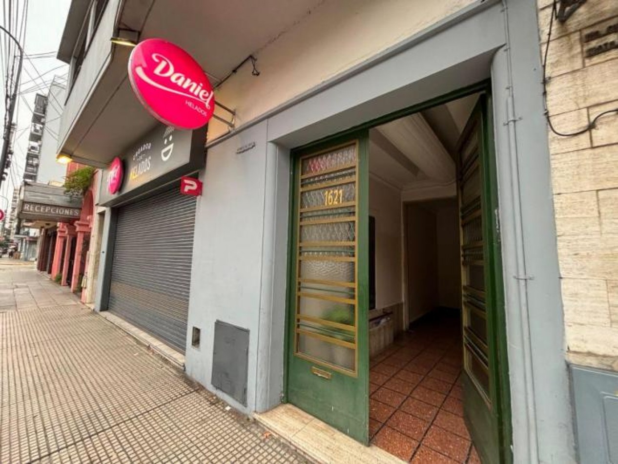 CABALLITO NORTE,PH 3AMBIENTES,1 PISO ESCALERA SIN EXPENSAS, MUY BUEN ESTADO Y UBICACION OPORTUNIDAD