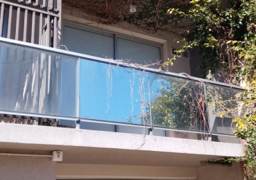 (V/URQUIZA,1AMBIENTE,)-USO COMERCIAL CON ,/COCHERA, SUBTE B, METROS PLAZA VILLA URQUIZA,BALCON SALIENTE, TODO LUZ UN CHICHE