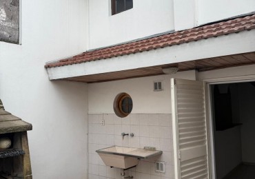 MATADEROS,CASA,LOTE PROPIO,4AMB,COCHERA, USO COMERCIAL-PROFESIONAL-OPORTUNIDAD DE INVERSION, BUENA UBICACION Y ARTERIAS DE ACCESO