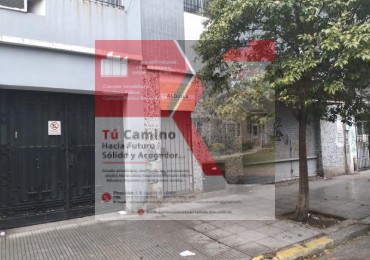 BALVANERA,/ PH/-.2 AMB(USO COMERCIAL,)BUEN ESTADO UBICACION,METROS SUBTE H, Y A, AV:JUJUY, INDEPENDENCIA